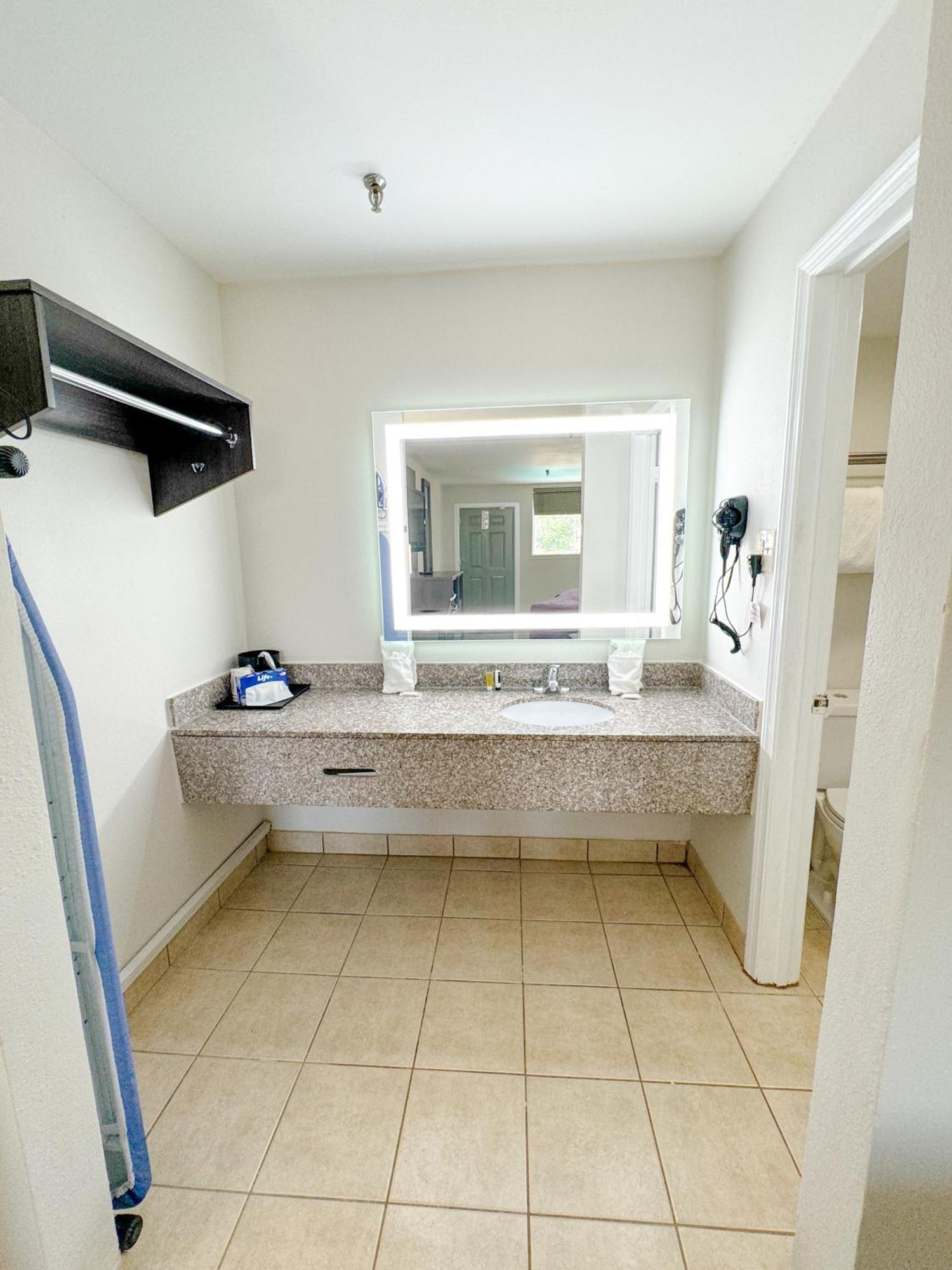 Travel 3* Harvey