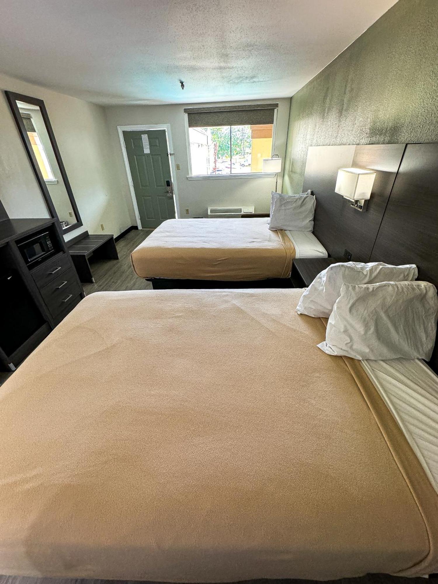 Hotel Travel 3*
